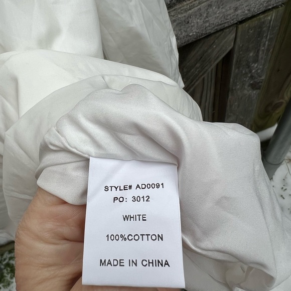 👗Annie wear white dress with crochet vest - Picture 11 of 13